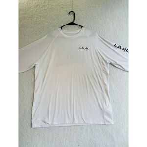Huk Mens Performance Fabric Size  XL  White Fish Flag Graphic Back Logo